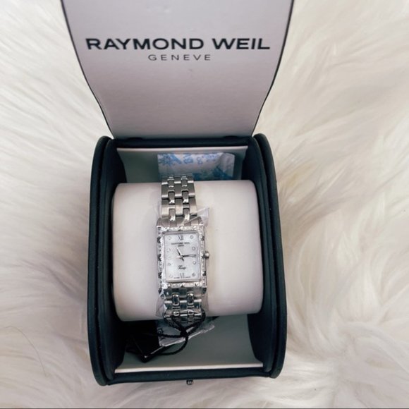 RAYMOND WEIL Tango Diamond Ladies Watch main image 2
